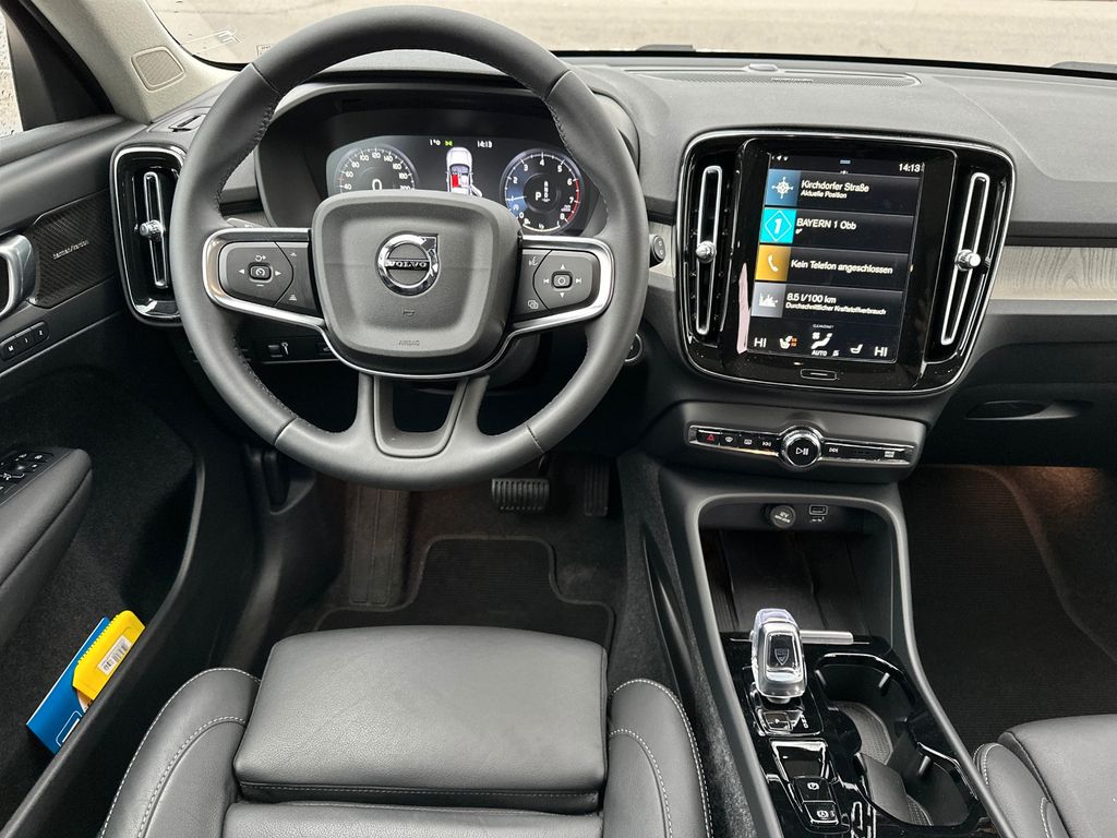 Volvo XC40 2024