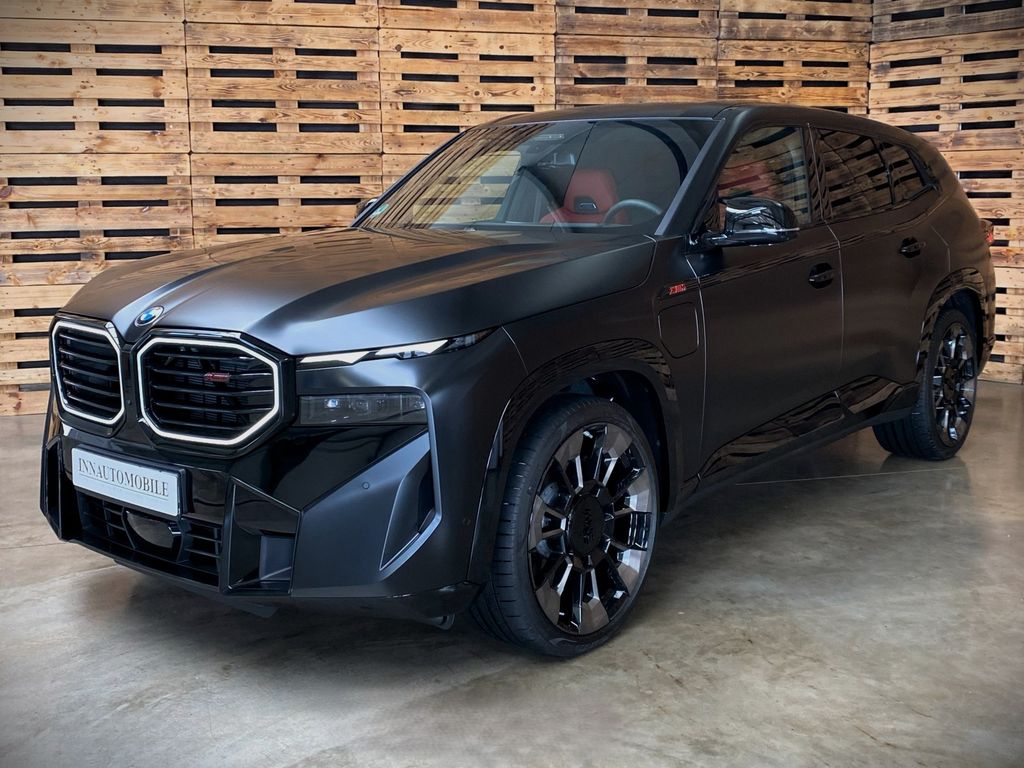 BMW XM 2024