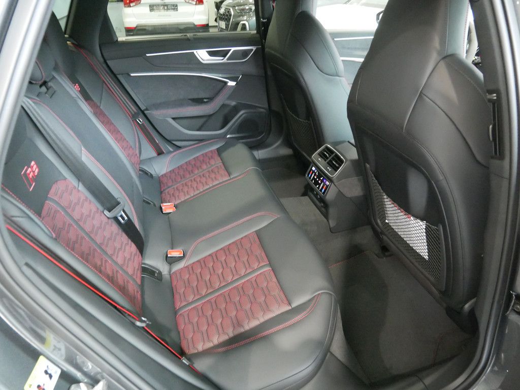 Audi RS6 2025
