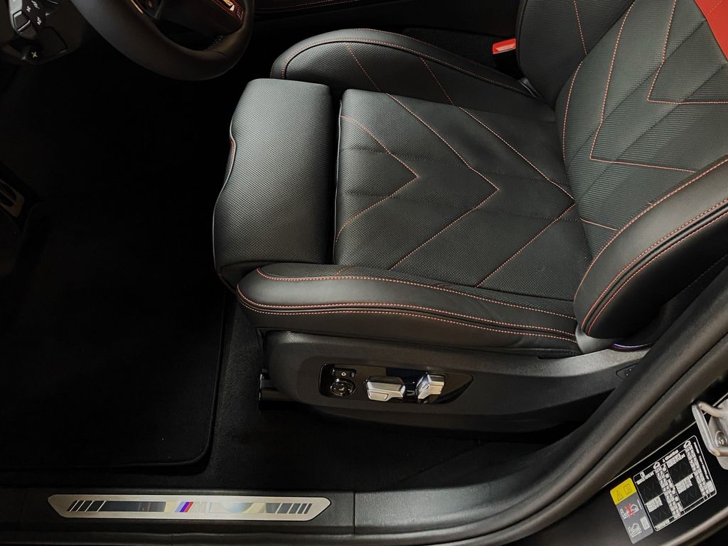 BMW XM 2024