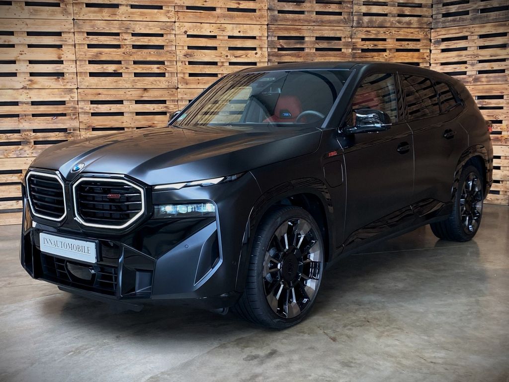 BMW XM 2024