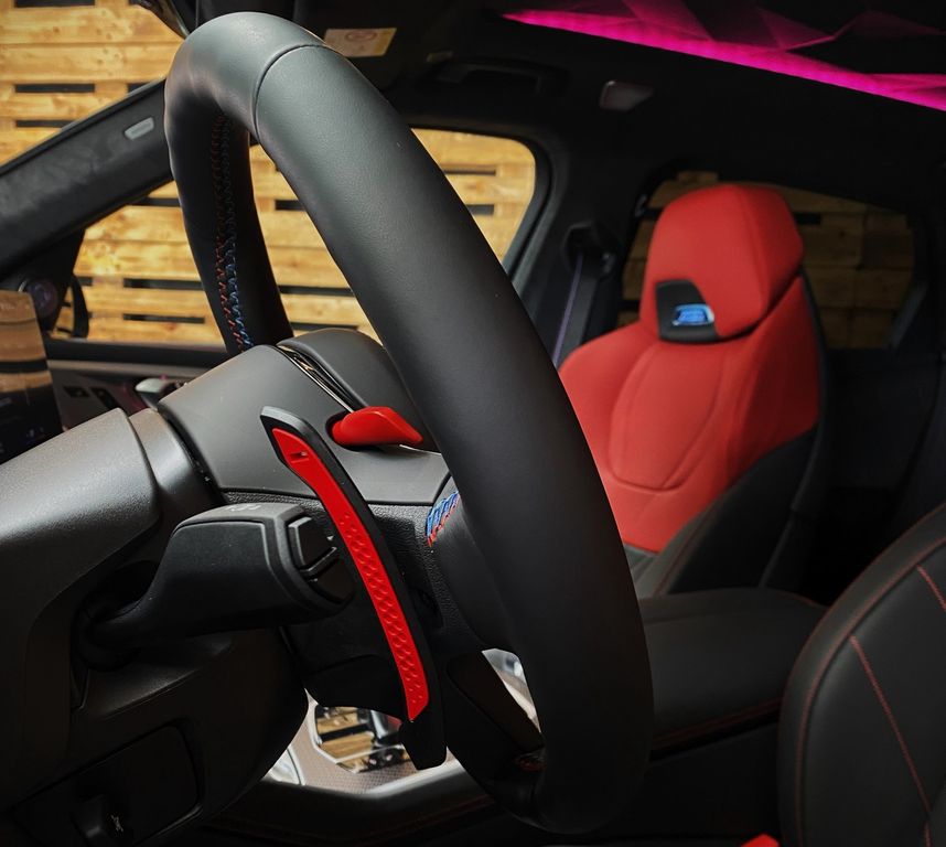 BMW XM 2024