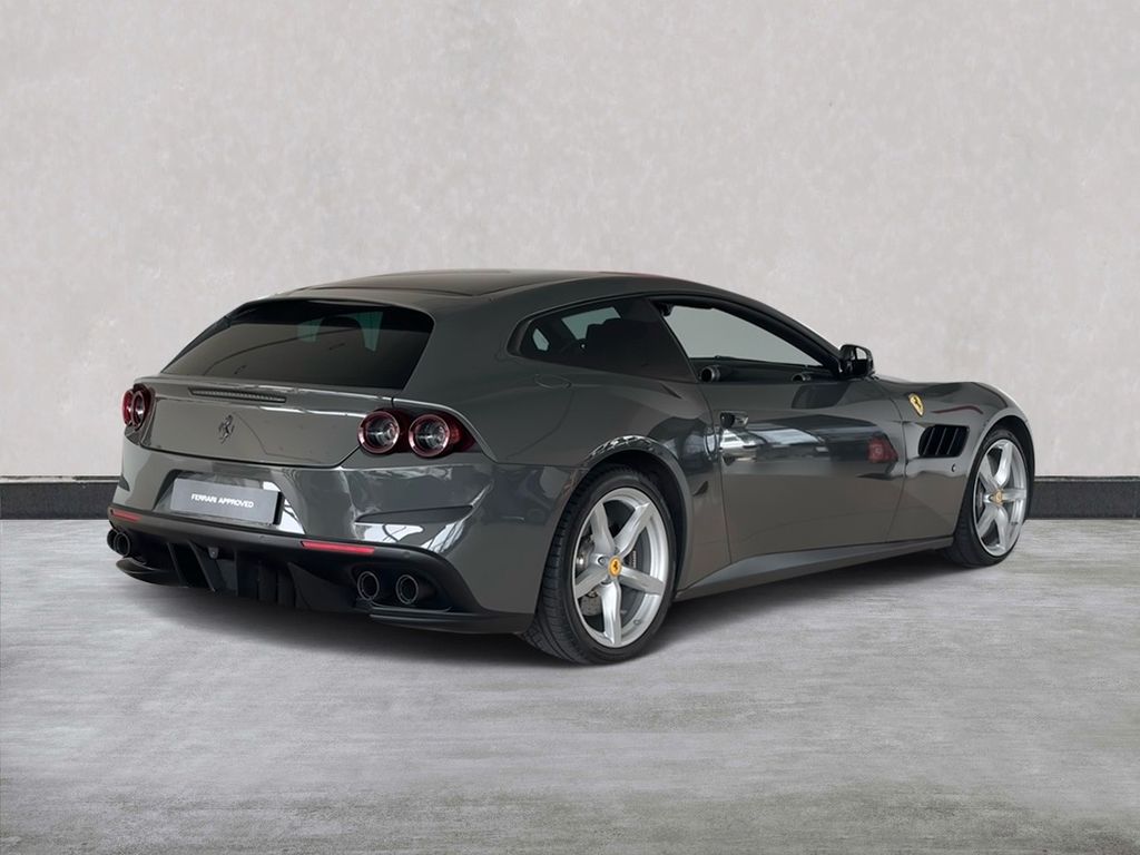 Ferrari GTC4Lusso 2017