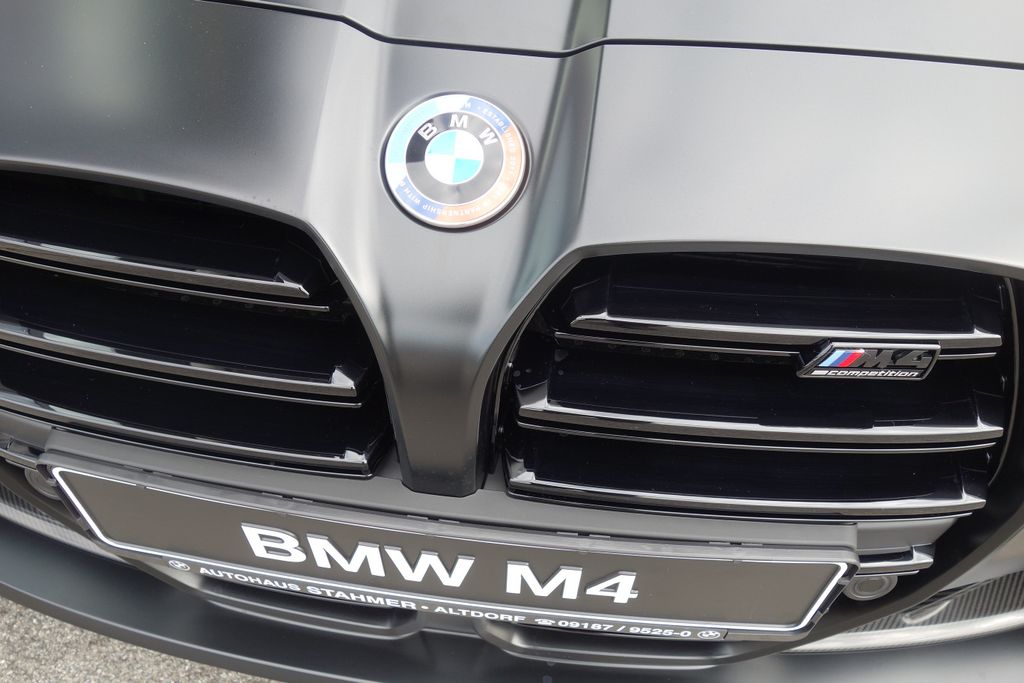 BMW M4 2023
