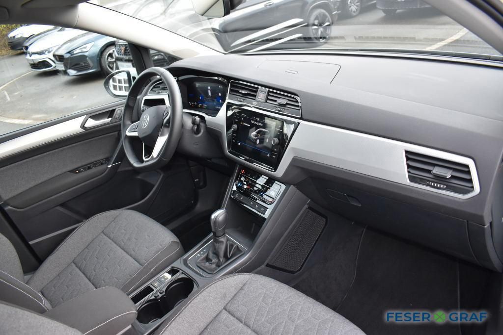 Volkswagen Touran 2024