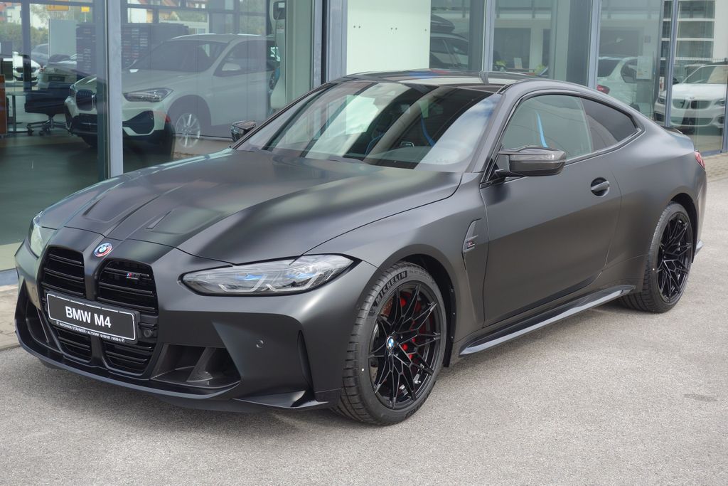 BMW M4 2023