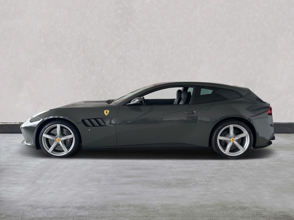 Ferrari GTC4Lusso 2017