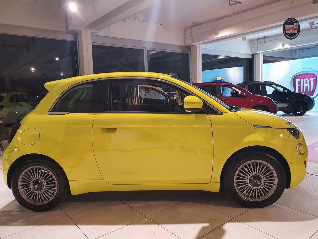 Fiat 500e 2025