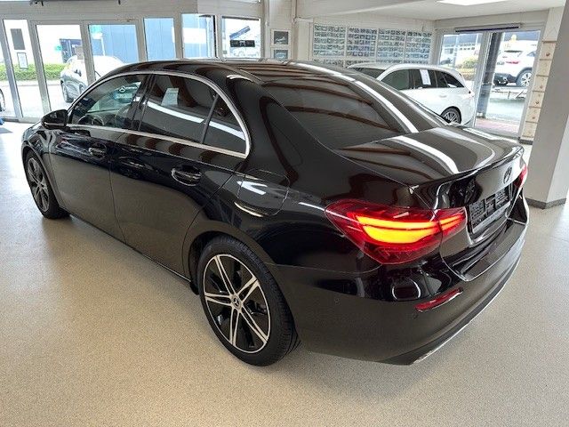 Mercedes-Benz A 200 2024