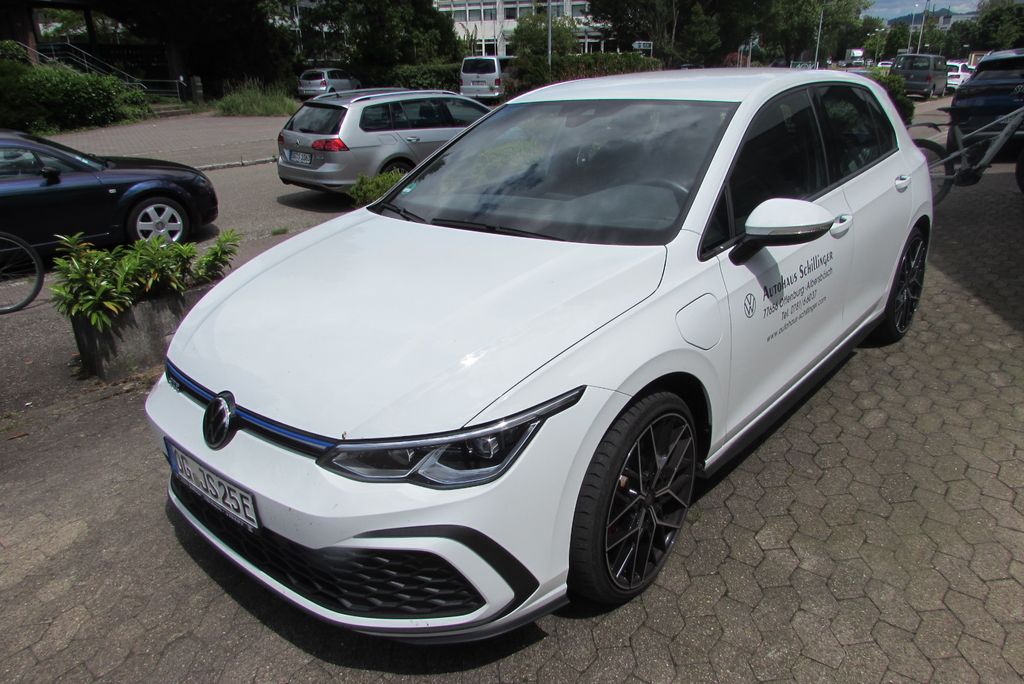 Volkswagen Golf 2021