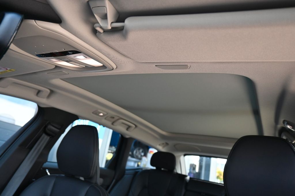 Volvo V90 Cross Country 2024