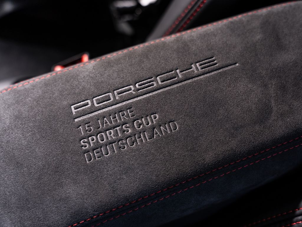 Porsche Cayman 2020