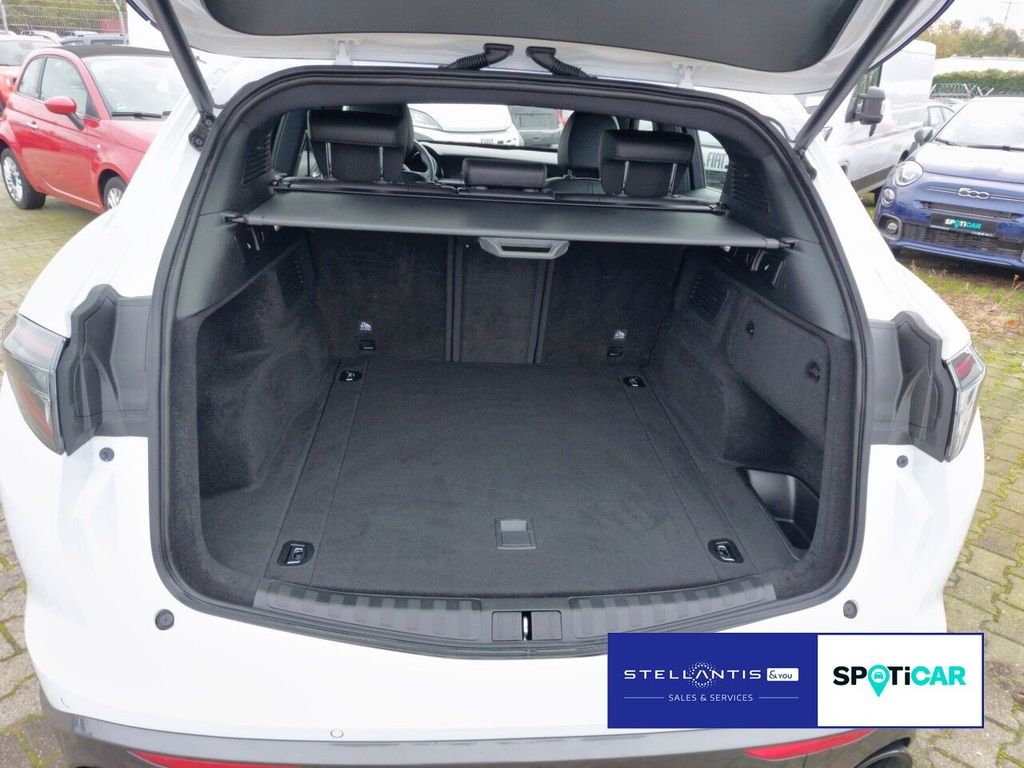 Alfa Romeo Stelvio 2023