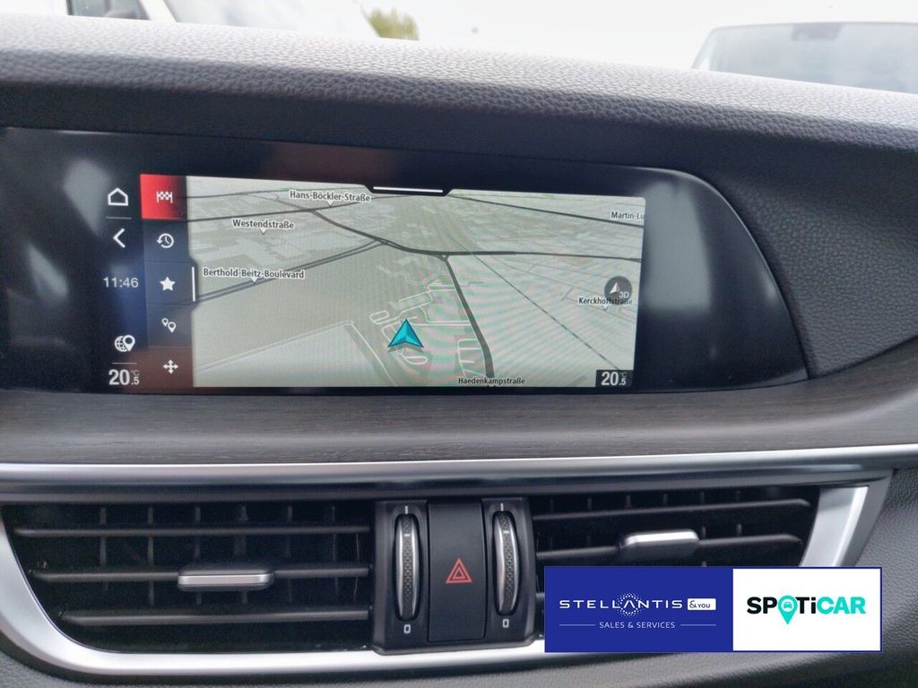 Alfa Romeo Stelvio 2023