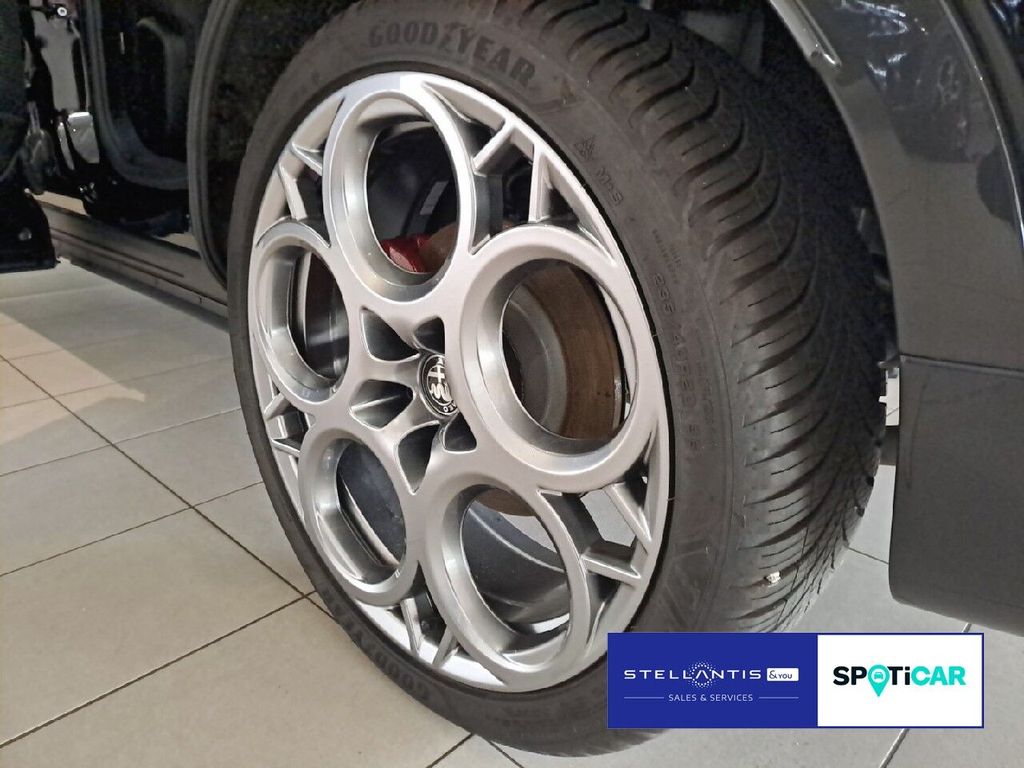 Alfa Romeo Tonale 2023