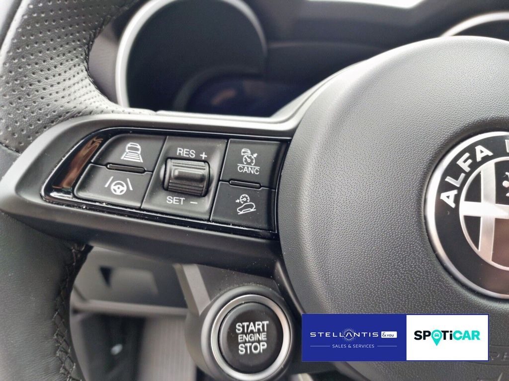 Alfa Romeo Stelvio 2023