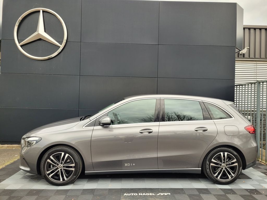 Mercedes-Benz B 200 2023