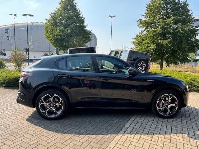 Alfa Romeo Stelvio 2024