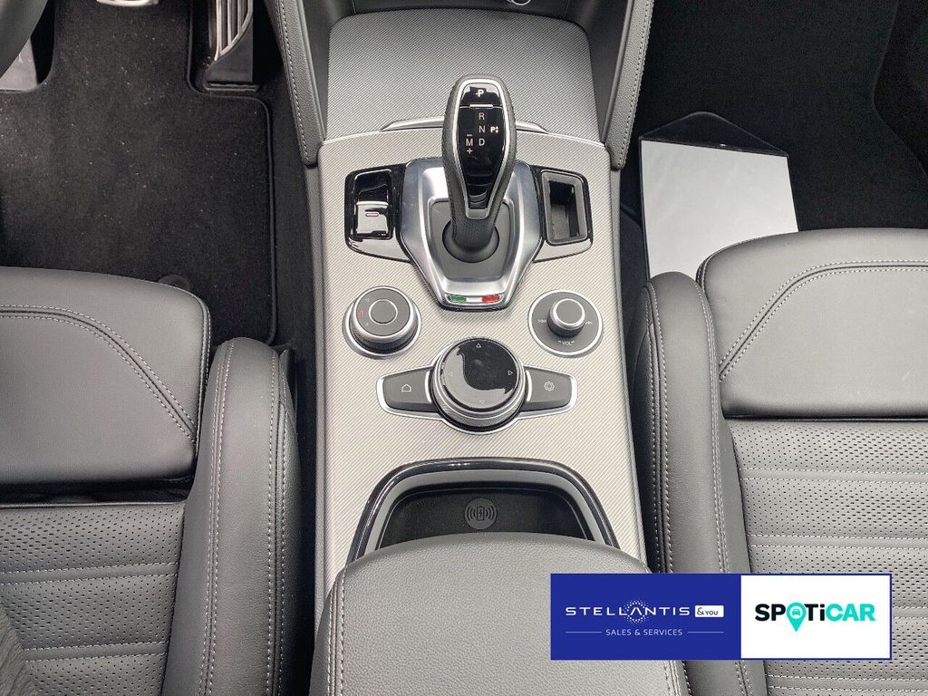 Alfa Romeo Stelvio 2024