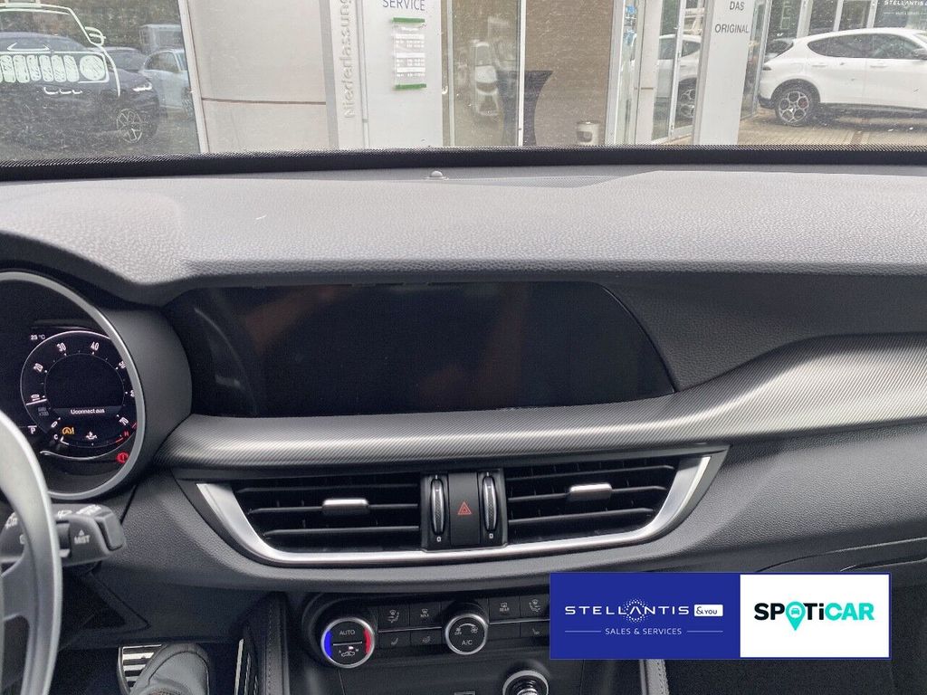 Alfa Romeo Stelvio 2024