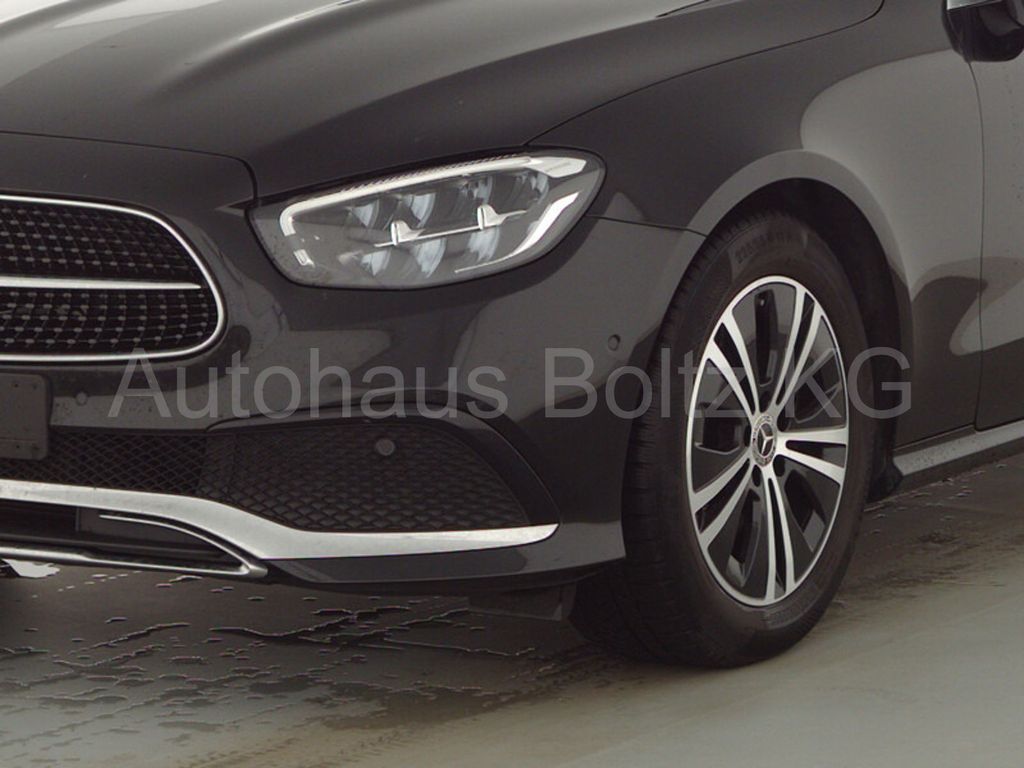 Mercedes-Benz E 200 2021
