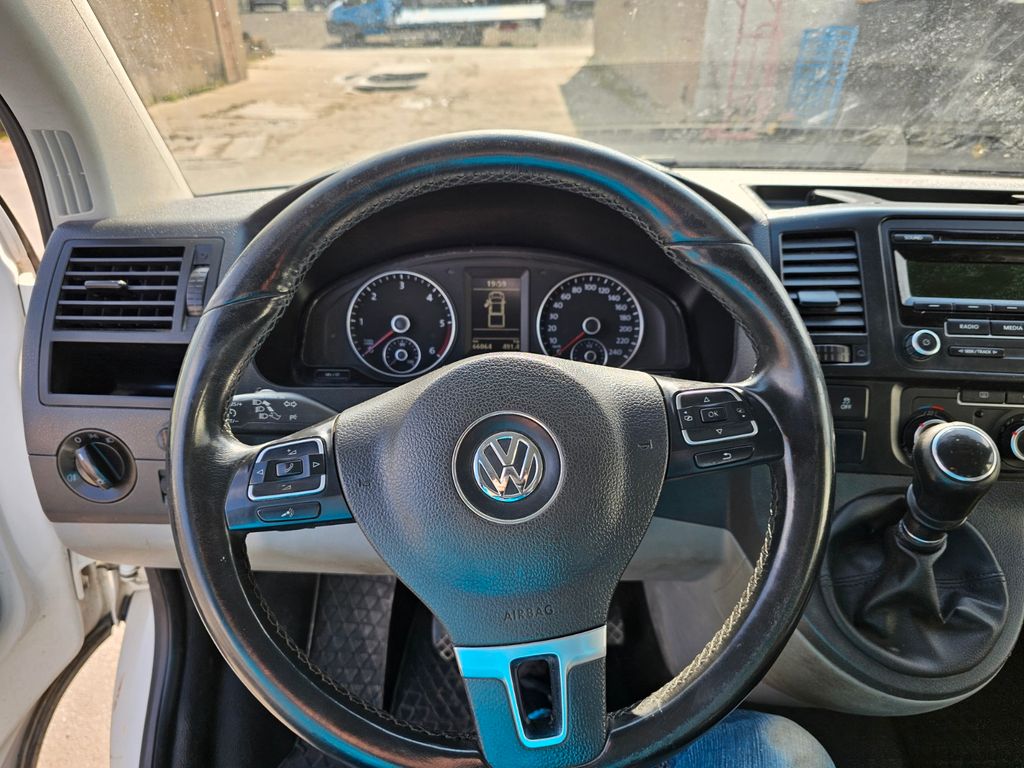 Volkswagen T5 Transporter 2015