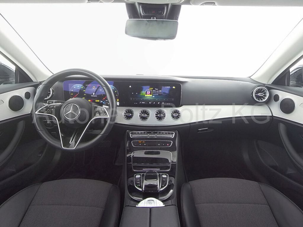 Mercedes-Benz E 200 2021