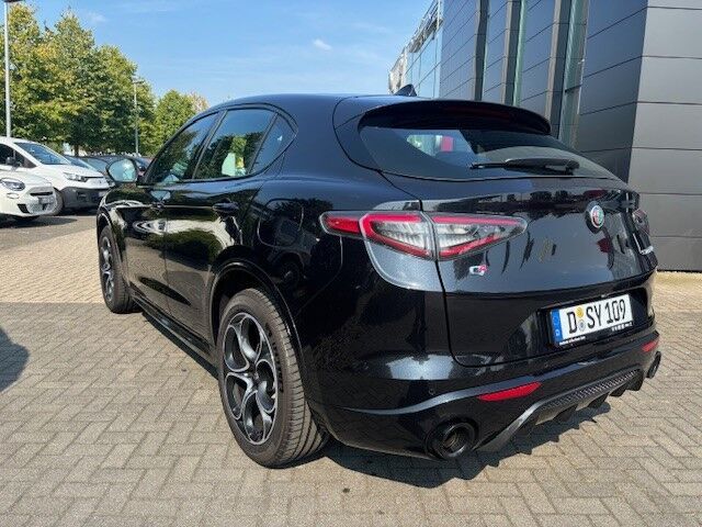 Alfa Romeo Stelvio 2024