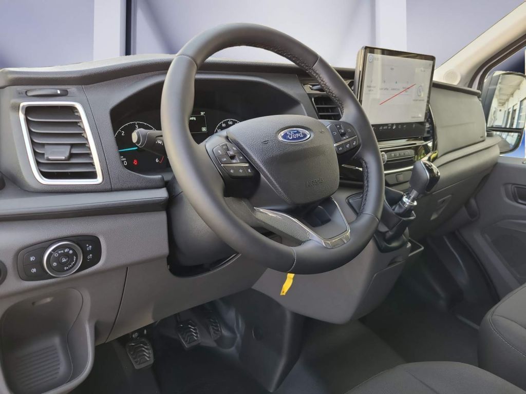 Ford Transit 2024