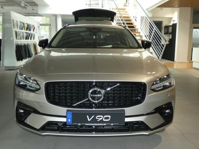 Volvo V90 2023