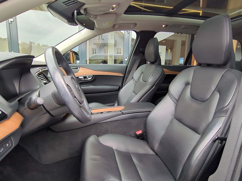Volvo XC90 2022