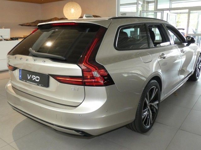 Volvo V90 2023