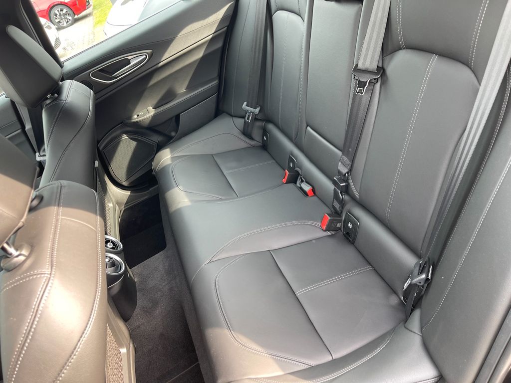 Alfa Romeo Giulia 2023