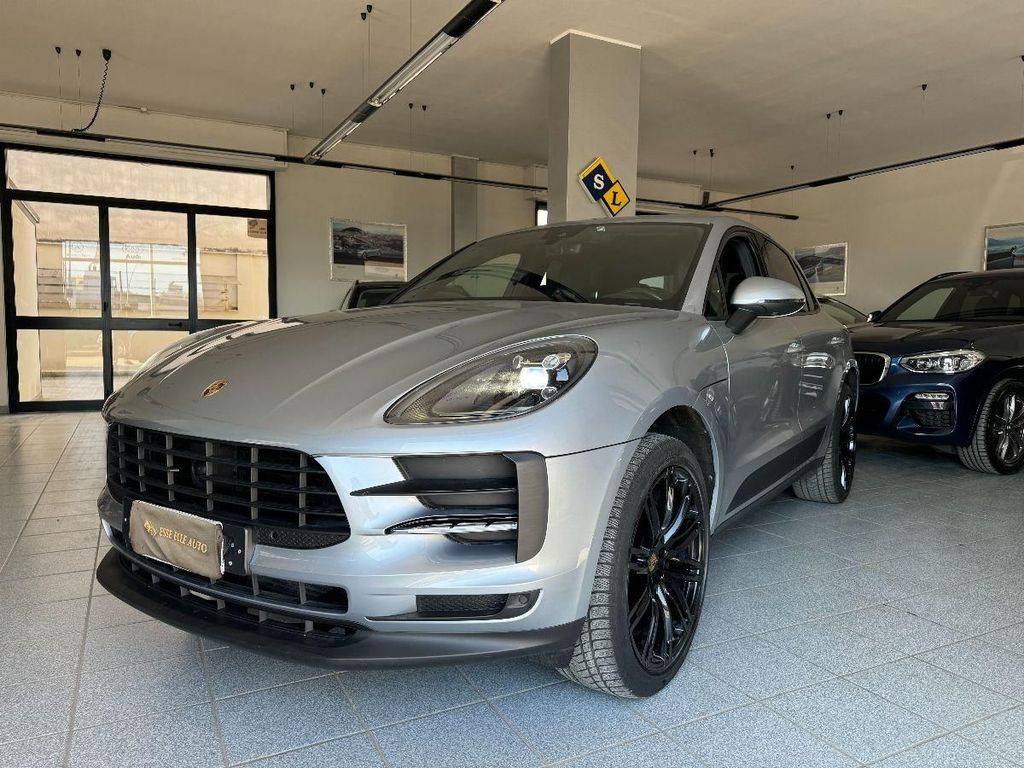 Porsche Macan 2020