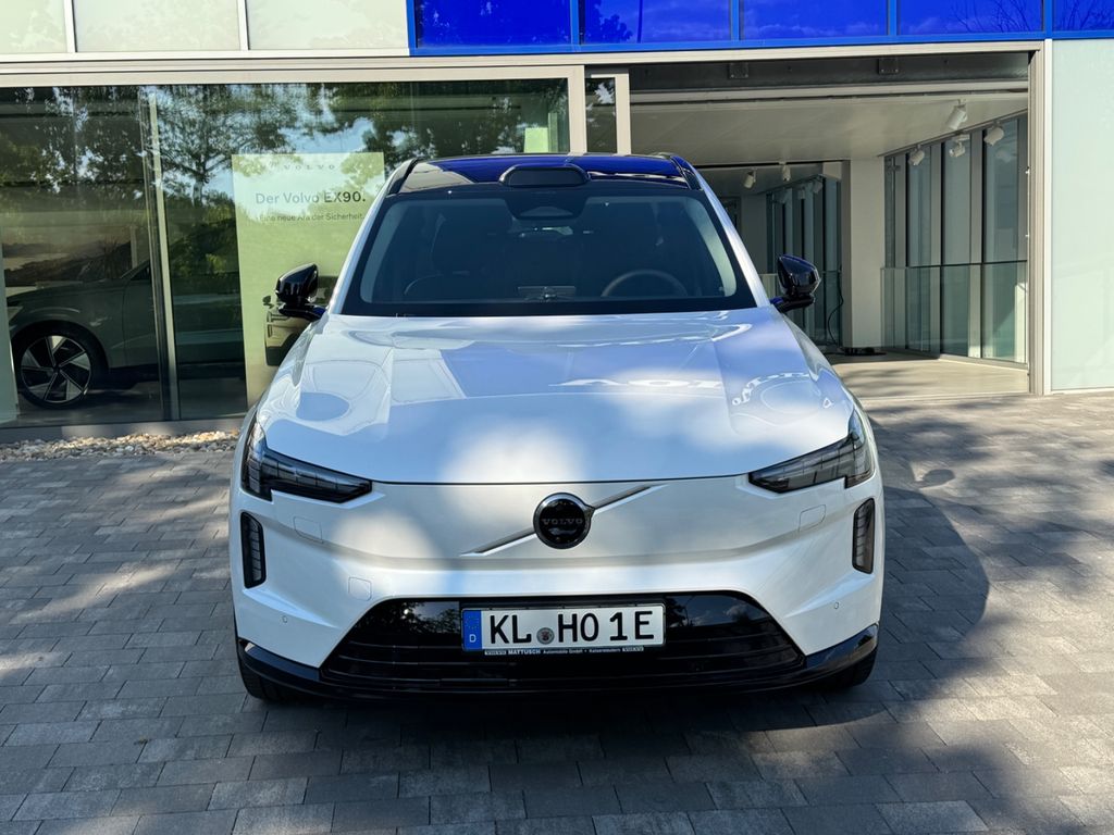Volvo EX90 2025