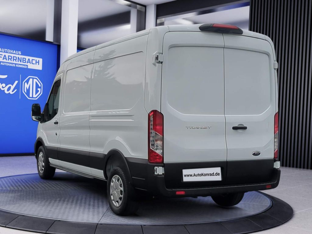 Ford Transit 2024