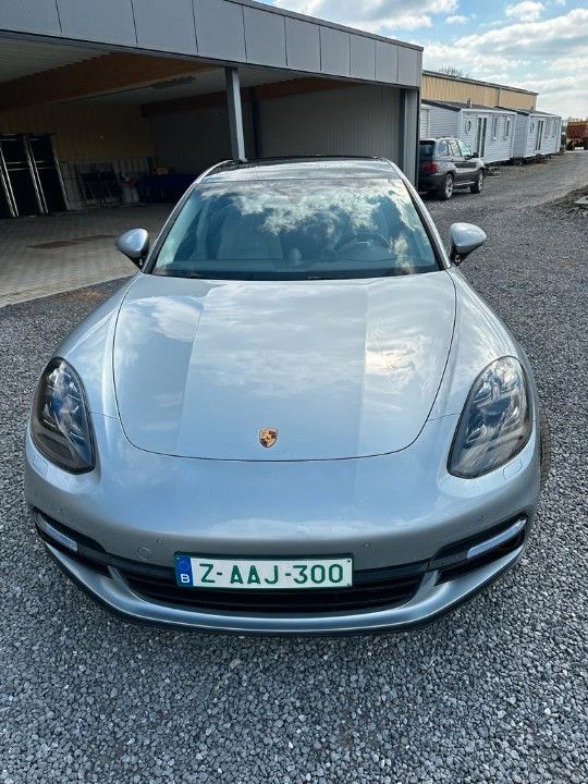 Porsche Panamera 2018