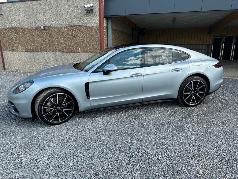 Porsche Panamera 2018