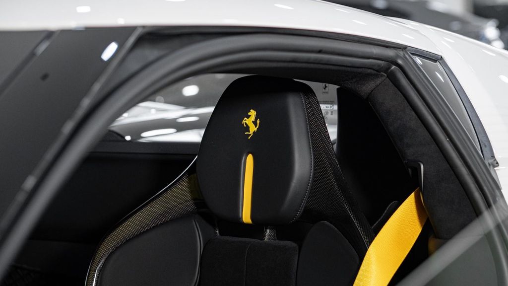 Ferrari 296 GTB 2023