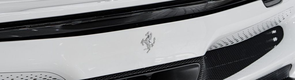 Ferrari 296 GTB 2023