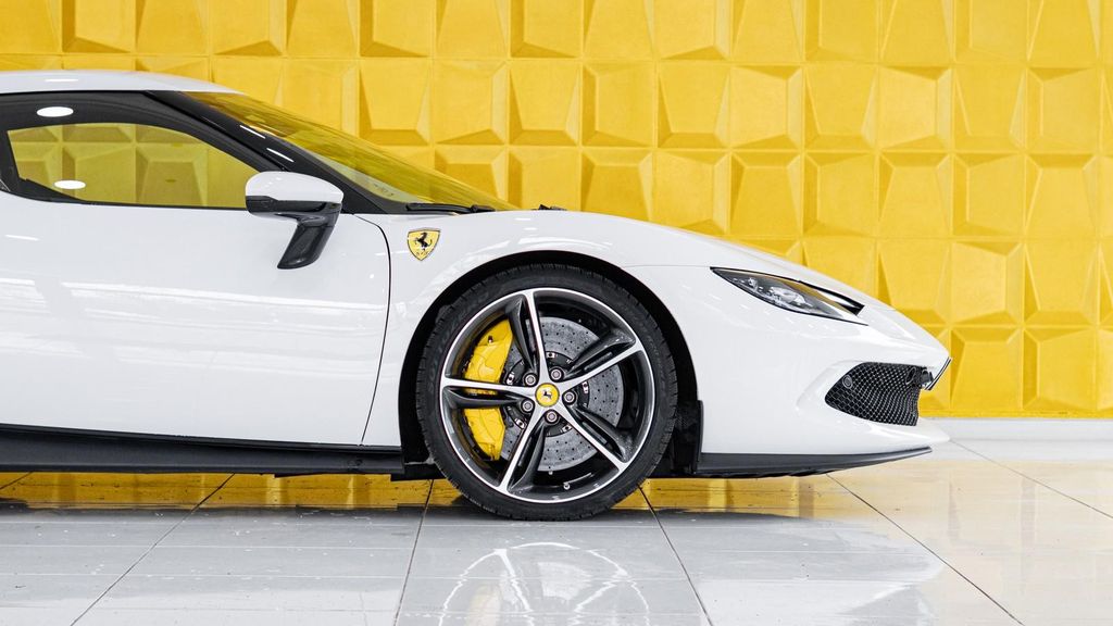 Ferrari 296 GTB 2023