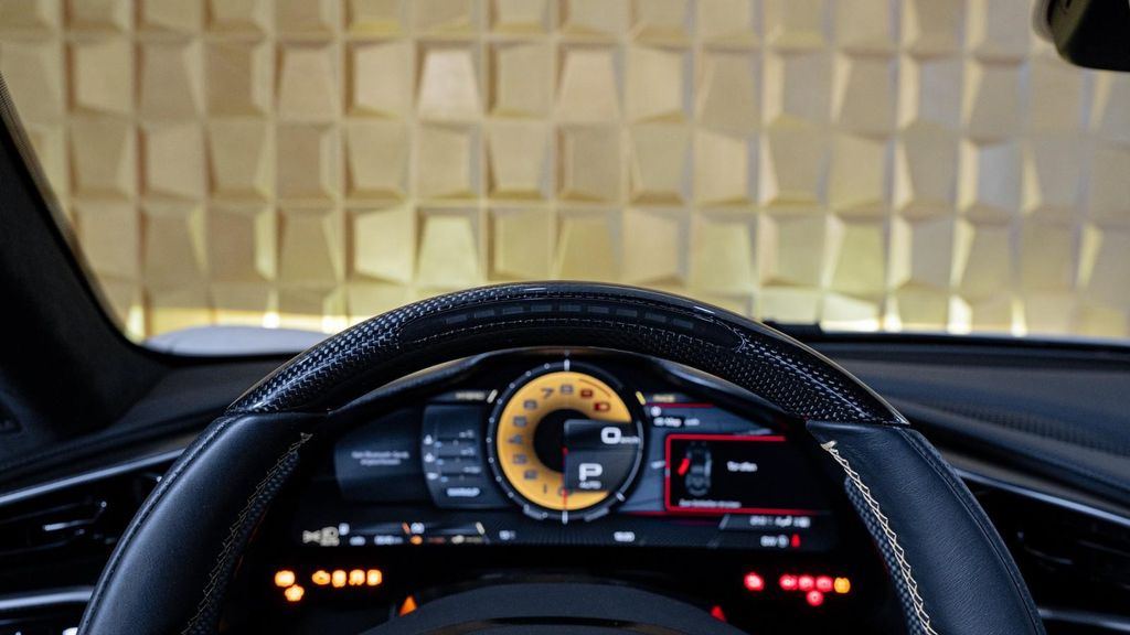 Ferrari 296 GTB 2023