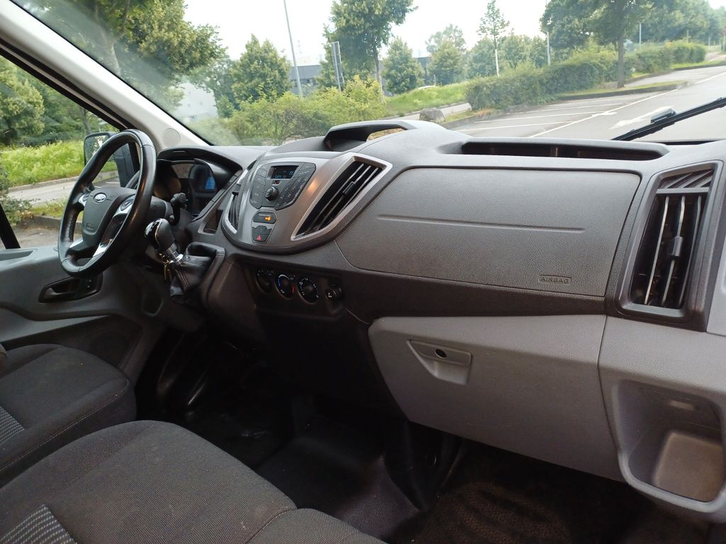 Ford Transit 2019