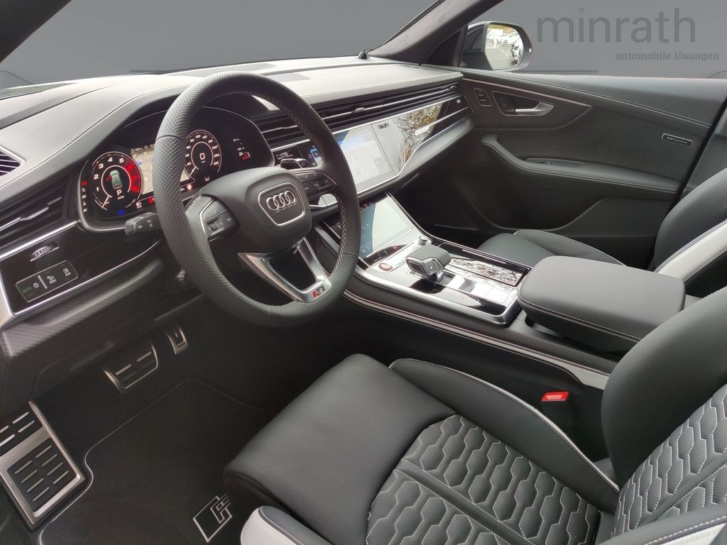 Audi RSQ8 2025