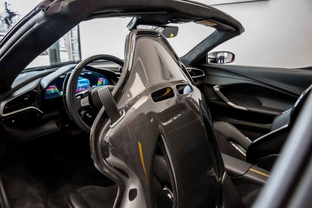 Ferrari 296 GTS 2024