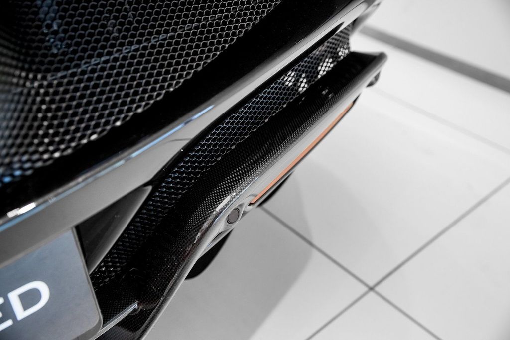 Ferrari 296 GTS 2024