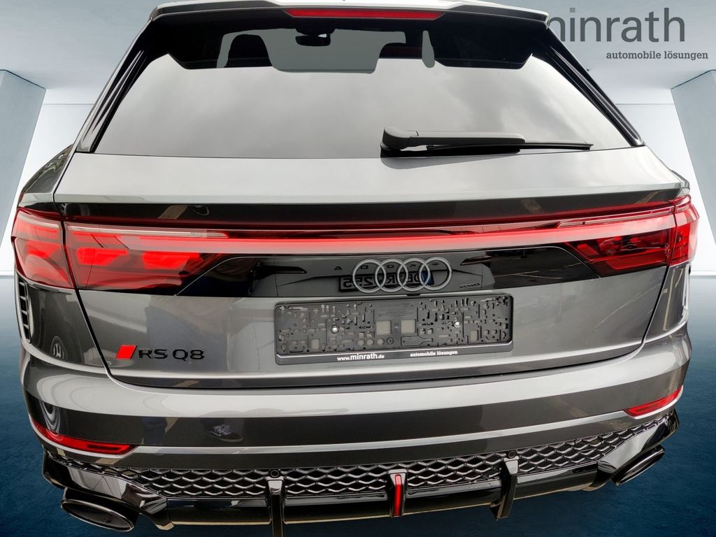 Audi RSQ8 2025