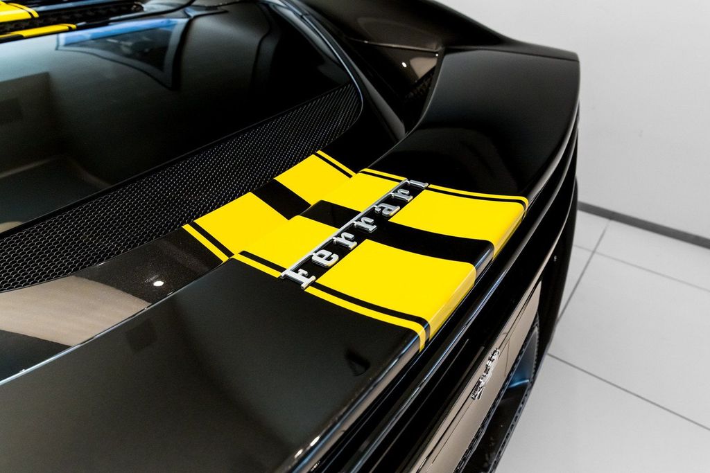 Ferrari 296 GTS 2024