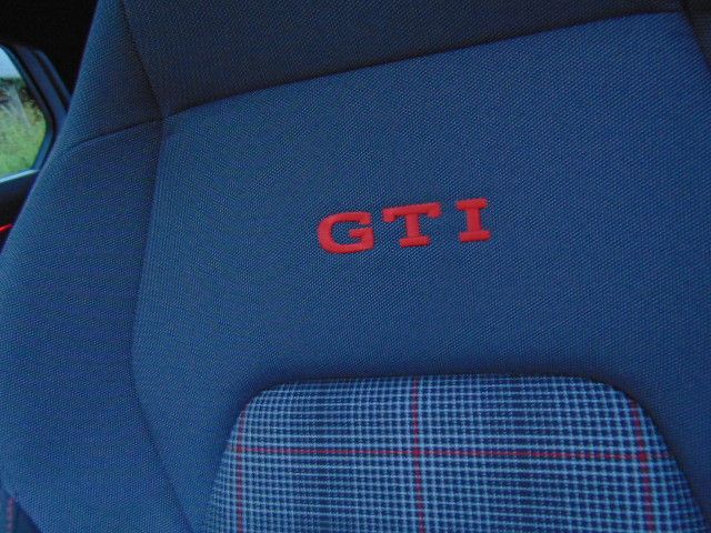 Volkswagen Golf 2023