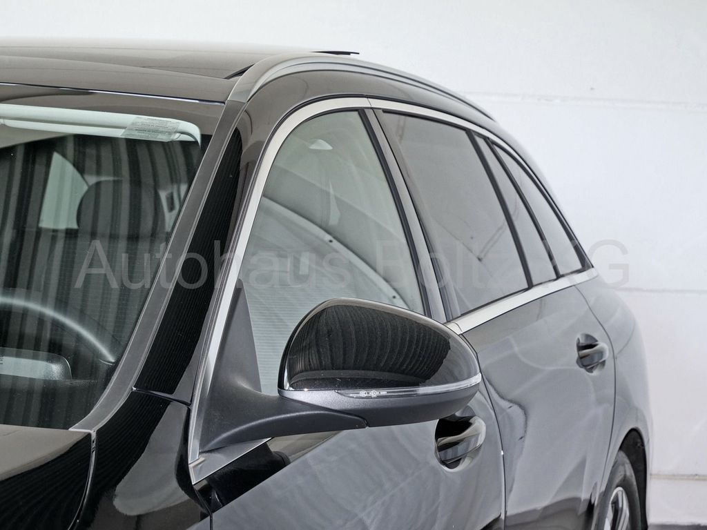 Mercedes-Benz C 200 2024